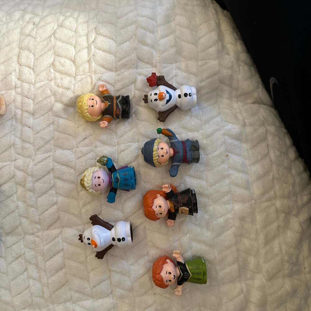 Fisher-Price Little People Disney Frozen Elsa & Friends 7 Figure Set